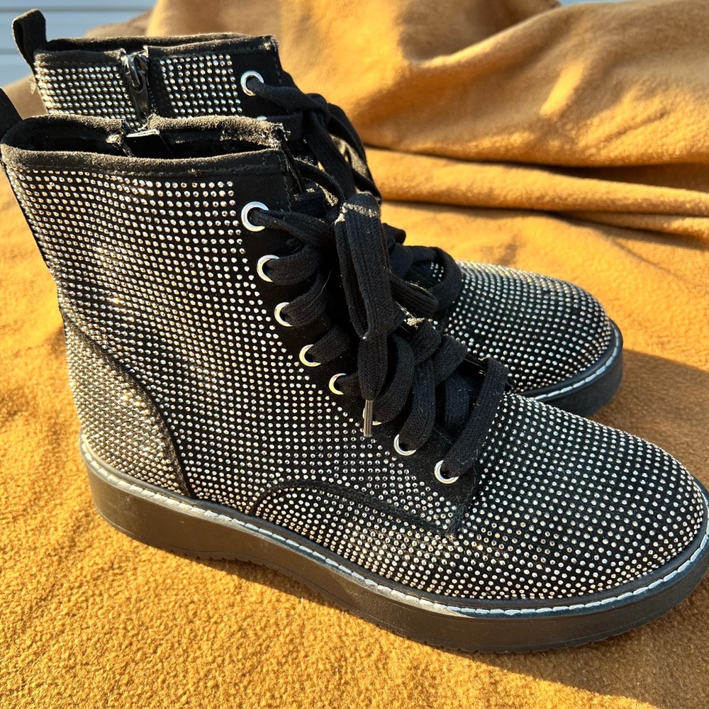 Madden NYC Women’s Balanced Black Combat Boots with Rhinestones Size 9 EUC